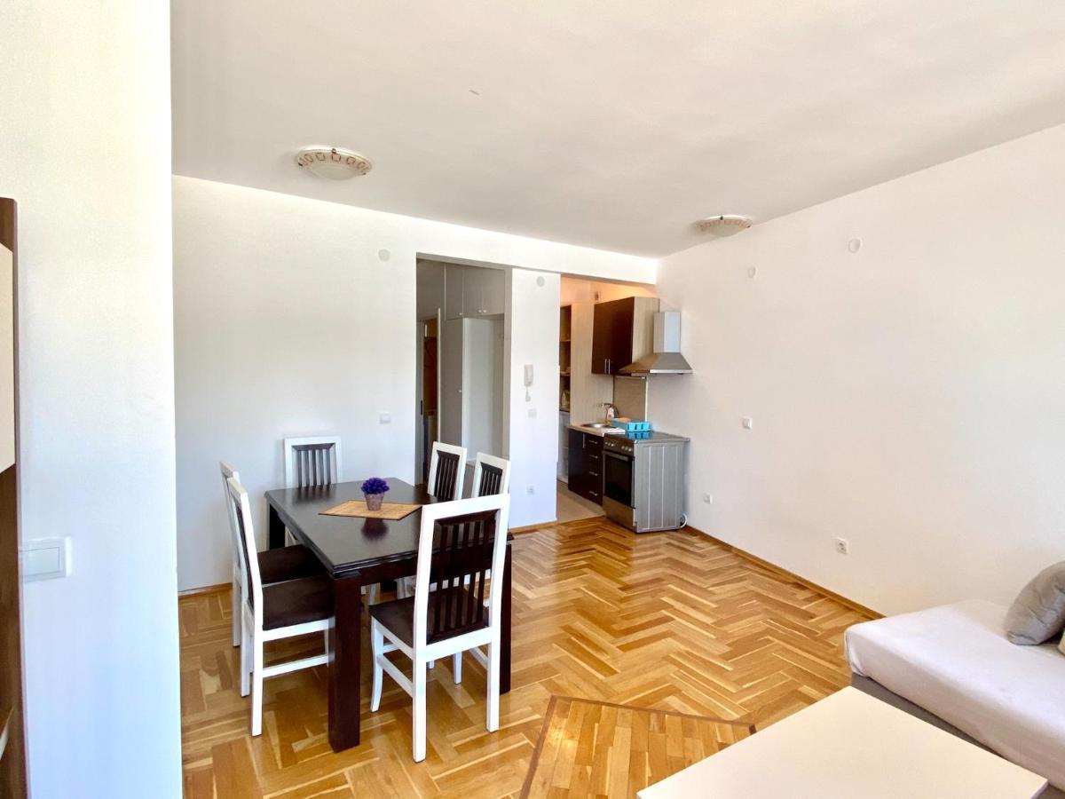 Apartments First Line Petrovac Εξωτερικό φωτογραφία
