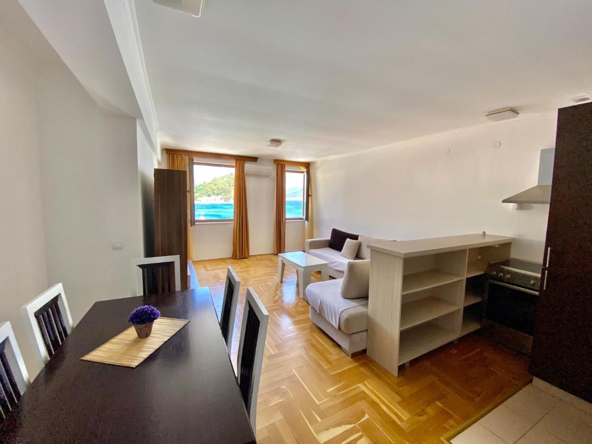 Apartments First Line Petrovac Εξωτερικό φωτογραφία