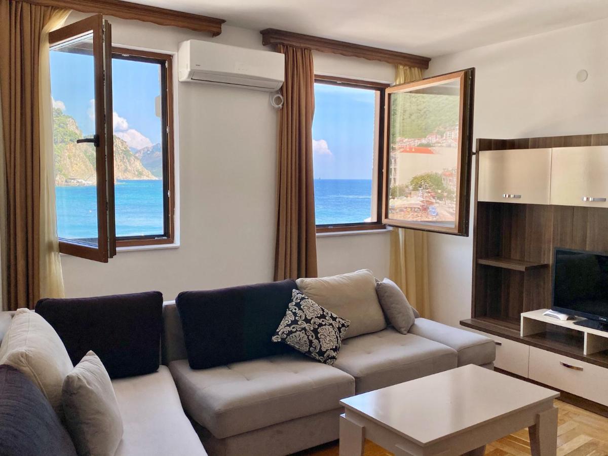 Apartments First Line Petrovac Εξωτερικό φωτογραφία