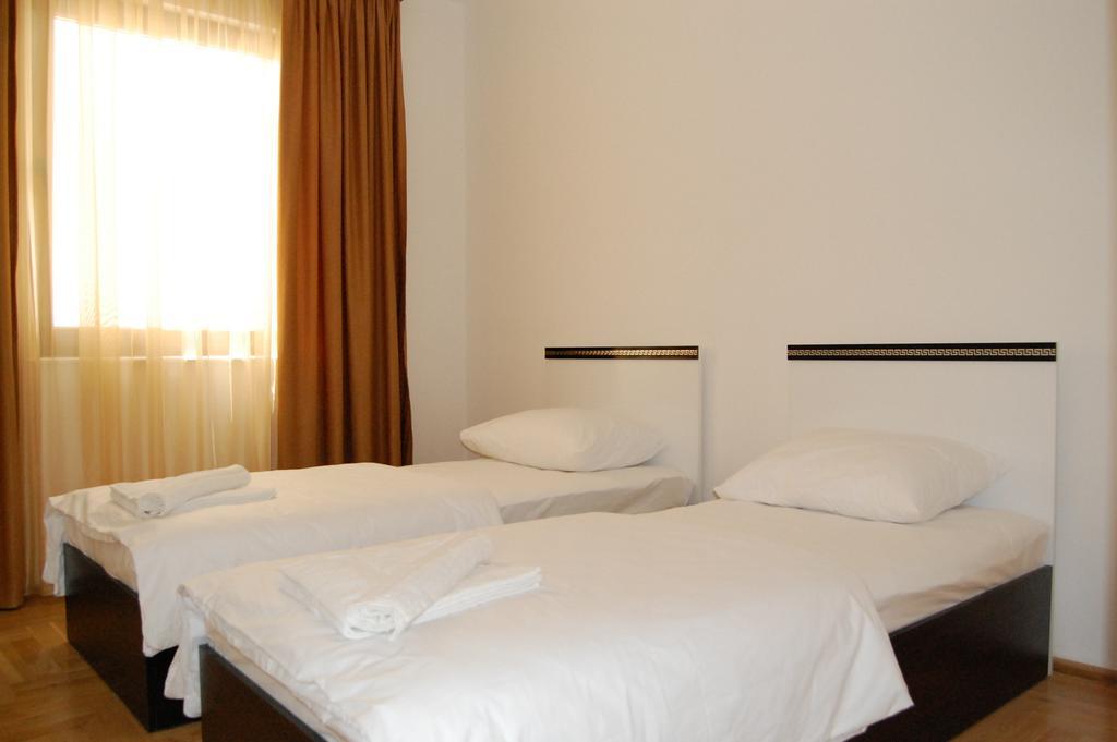 Apartments First Line Petrovac Δωμάτιο φωτογραφία